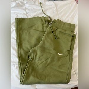 Nike Flair Sweats